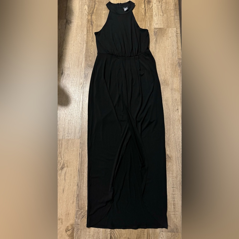 Venus dress in black size S.